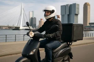 Bezorgscooter lease in Rotterdam voor snelle en flexibele bezorging